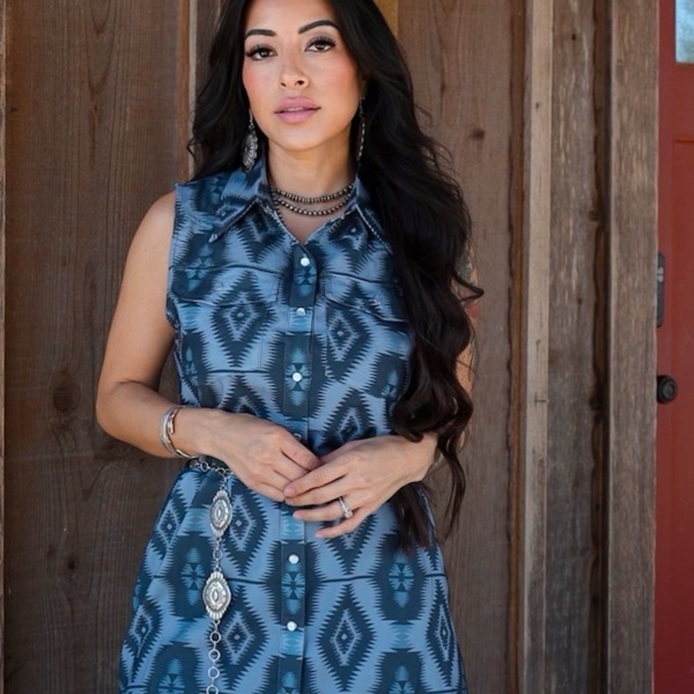 BLACK AZTEC PEARL SNAP BUTTON DOWN SLEEVELESS DRESS